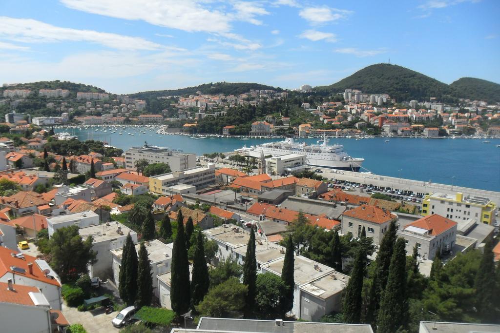Rooms Anela With Large Common Tarrace And Beautiful Sea View Dubrovnik Habitación foto