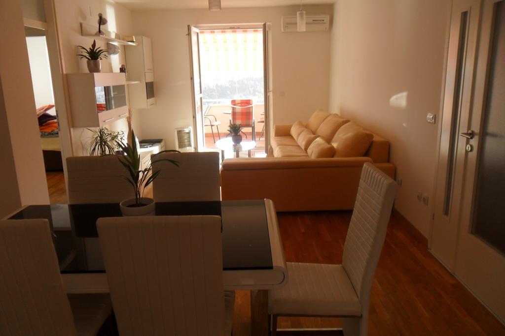 Rooms Anela With Large Common Tarrace And Beautiful Sea View Dubrovnik Habitación foto